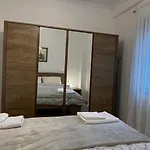 Apartman Simplicity Center *