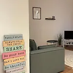 Simplicity Center *