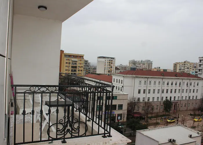 Apartment Simplicity Center Tirana